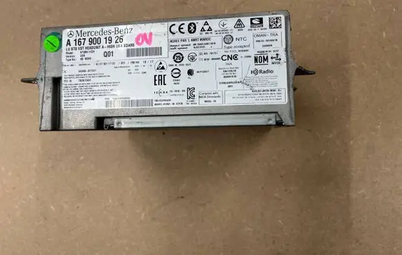 Radio/GPS head unit trim