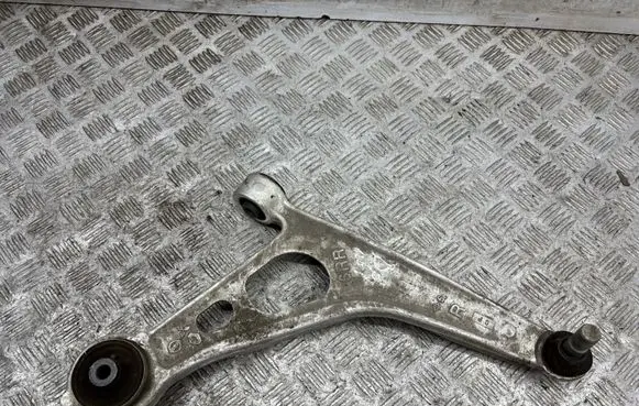 Mitsubishi Outlander Front lower control arm/wishbone 