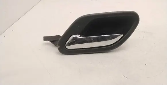 BMW 5 E39 Front door interior handle 8226049