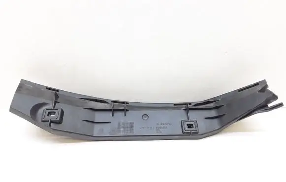 Volvo C70 Rear bumper mounting bracket 09466908