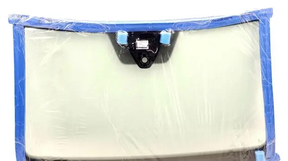 Volkswagen Polo III 6N 6N2 6NF Front windscreen/windshield window 2GS845011AQ