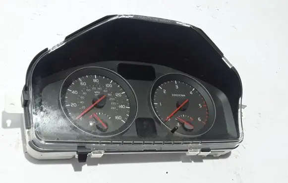 Volvo C30 Speedometer (instrument cluster) 31254779