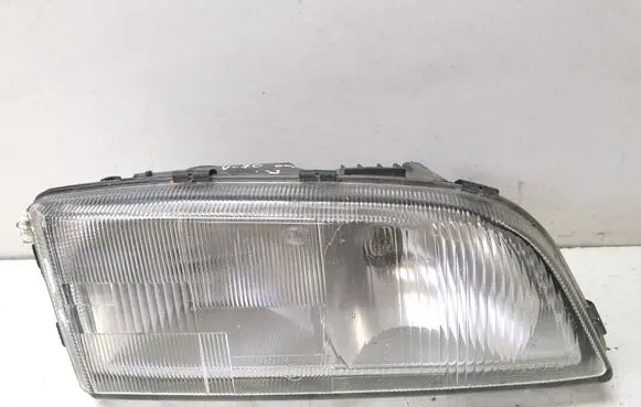Volvo S70 V70 V70 XC Headlight/headlamp 9169525