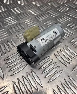 BMW 4 F32 F33 Seat adjustment motor P1171240300 0390204143