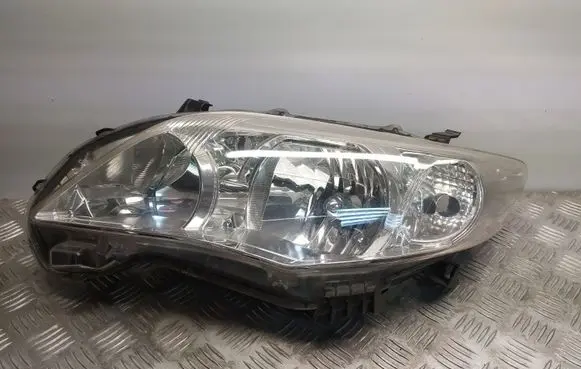 Toyota Corolla E140 E150 Headlight/headlamp