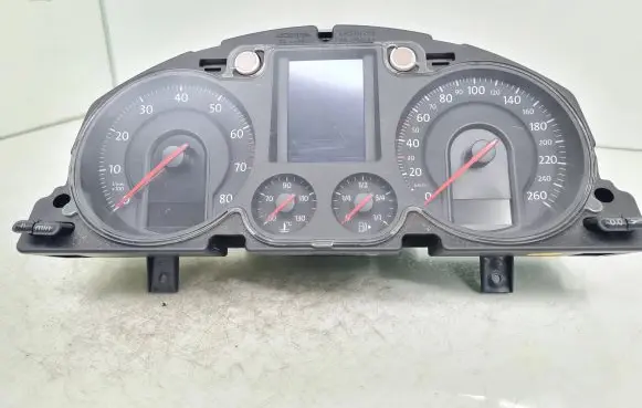 Volkswagen PASSAT B6 Speedometer (instrument cluster) A2C53145550