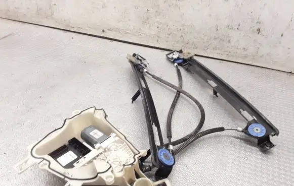 Front door window regulator with motor