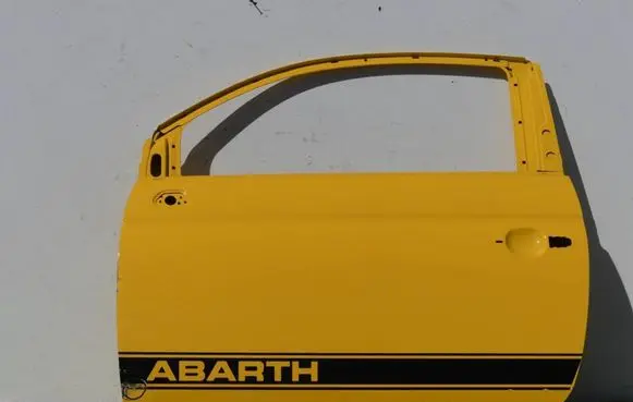Fiat 500 Front door