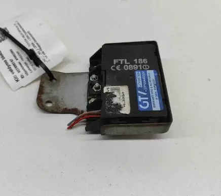 Toyota Hilux (AN10, AN20, AN30) Alarm control unit/module 0819202930