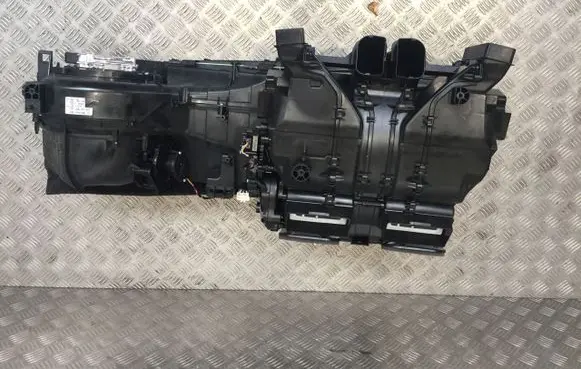 Mercedes-Benz C W206 Heater blower radiator 