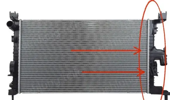 Dacia Duster II Coolant radiator 214105803