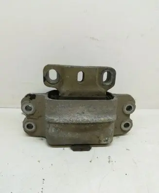 Volkswagen Golf V Engine mount bracket 1k0199555