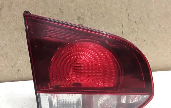Volkswagen Golf VI Tailgate rear/tail lights 5K0945093K