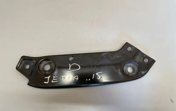 Volkswagen Jetta VI Top upper radiator support slam panel 5C6805932
