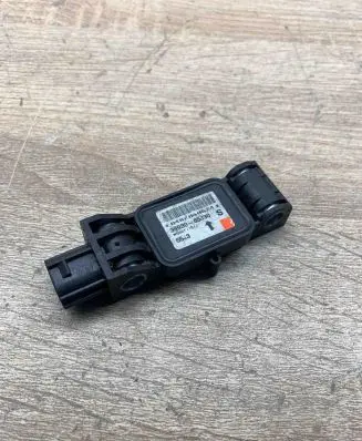 Suzuki Grand Vitara II Airbag deployment crash/impact sensor 3893065J30