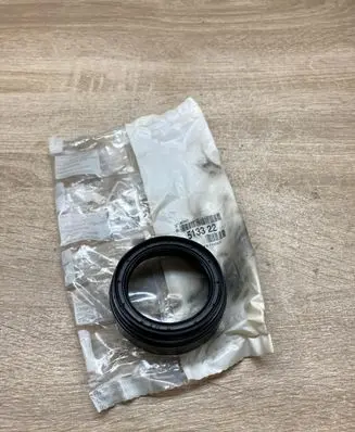Peugeot 106 Rear wheel hub 513322