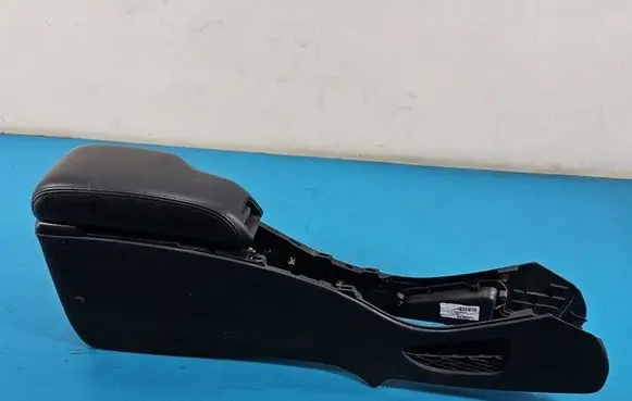 Fiat Freemont Armrest 5AEAAD140 IMPRK1559574