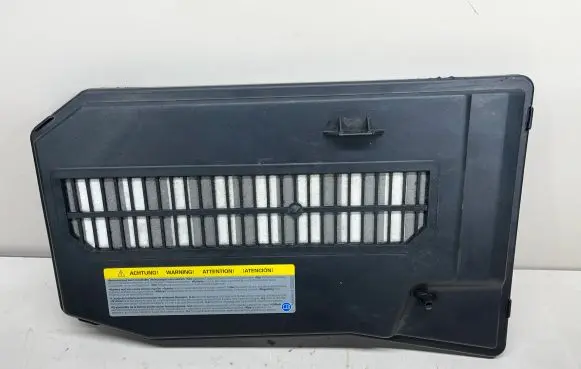 Audi Q7 4L Battery box tray cover/lid 7L0864643