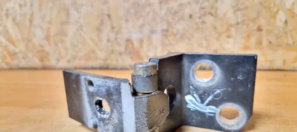 Citroen C6 Front door upper hinge 