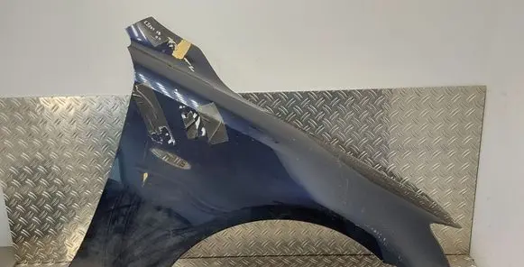 Lexus IS 220D-250-350 Fender