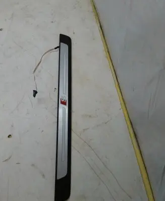 Audi A5 Front sill trim cover 8W0947418A 501838