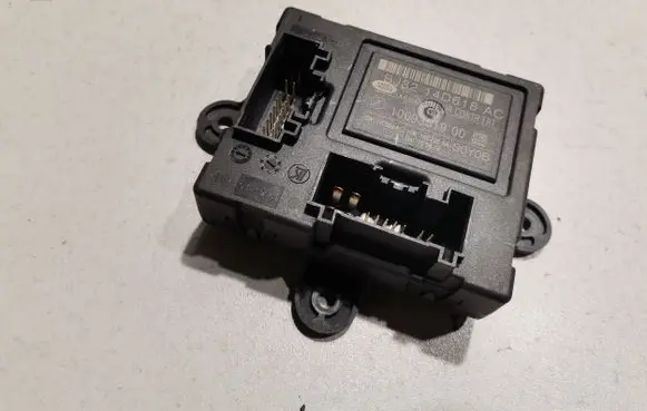 Jaguar XJ X351 Door control unit/module BJ3214D618AC