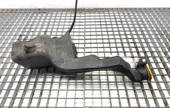 Opel Astra H Windshield washer fluid reservoir/tank 