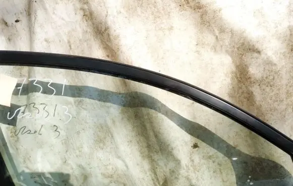 Mazda 3 I Front door window glass four-door