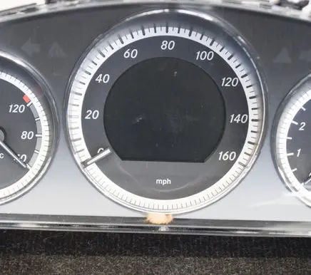 Mercedes-Benz C W204 Speedometer (instrument cluster)