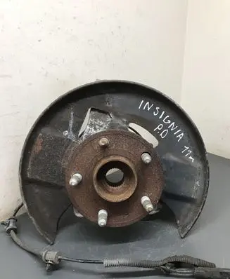 Opel Insignia A Front wheel hub