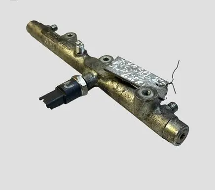 Citroen Xsara Picasso Fuel main line pipe 0445214019 045214019