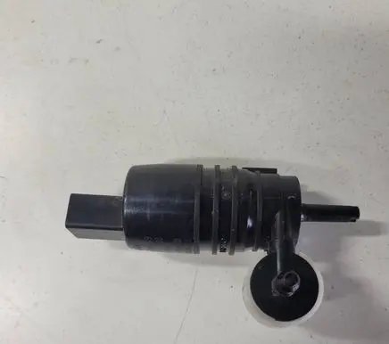 BMW X3 G01 Windscreen/windshield washer pump 7388349 P1908147 M190803