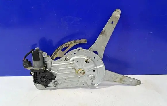 Volvo S60 Front door electric window regulator 30784578