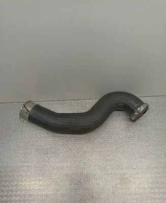 Intercooler hose/pipe