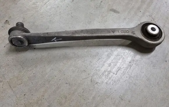 Audi A7 S7 4G Front control arm 8K0407505M 022062080012