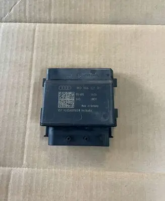 Glow plug pre-heat relay