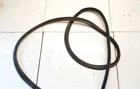 Ford C-MAX II Trunk rubber seal (body) 