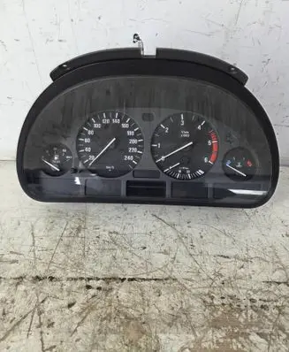 BMW 5 E39 Speedometer (instrument cluster) 62118381198 1100087350