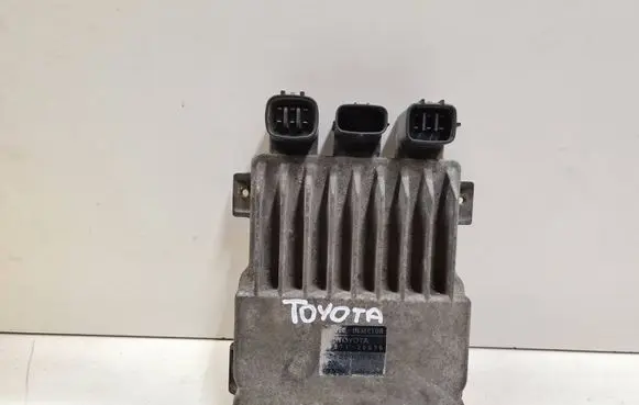 Toyota Corolla Verso E121 Fuel injection control unit/module 1310001371 8987120070