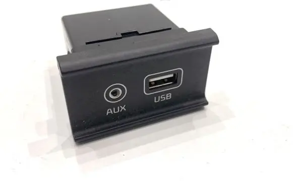 KIA Sportage USB socket connector 96120C5100