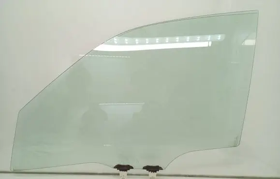 Suzuki Grand Vitara II Front door window glass four-door 43R00033 A002345 M213AS2