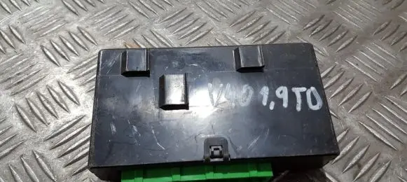 Volvo S40, V40 Other control units/modules 30889337 mb232300-8341