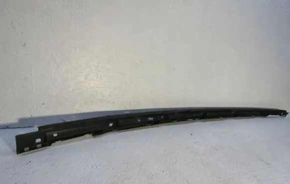 Audi A1 Front sill (body part) 8X0854536