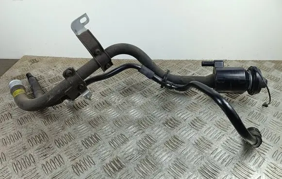 KIA Stinger Fuel tank filler neck pipe 