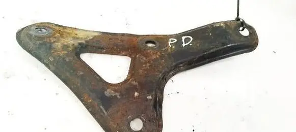 Toyota Corolla E120 E130 Engine mounting bracket 