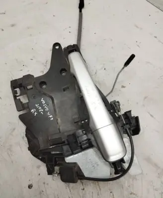 Volvo V70 Rear door lock 979526100 118L854