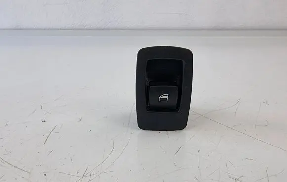 BMW X5 E70 Electric window control switch 6945874 15939900 15979800