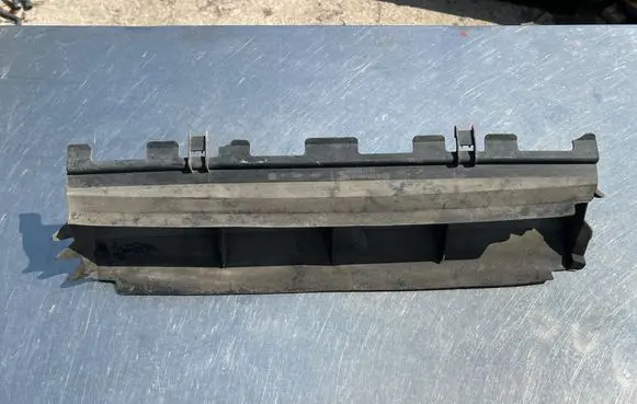 Other engine bay part