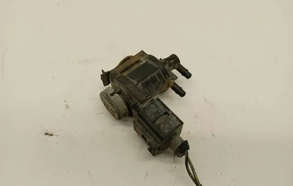 Volkswagen Crafter Turbo solenoid valve 1K0906283A