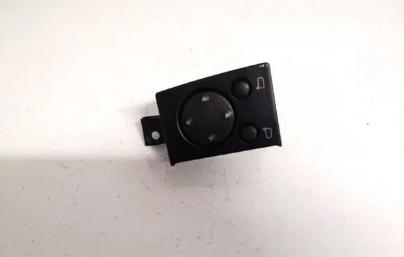 Audi A6 S6 C4 4A Wing mirror switch 4a0959565